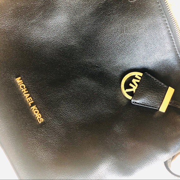 Michael Kors Bedford Medium Messenger - Black - Picture 4 of 4